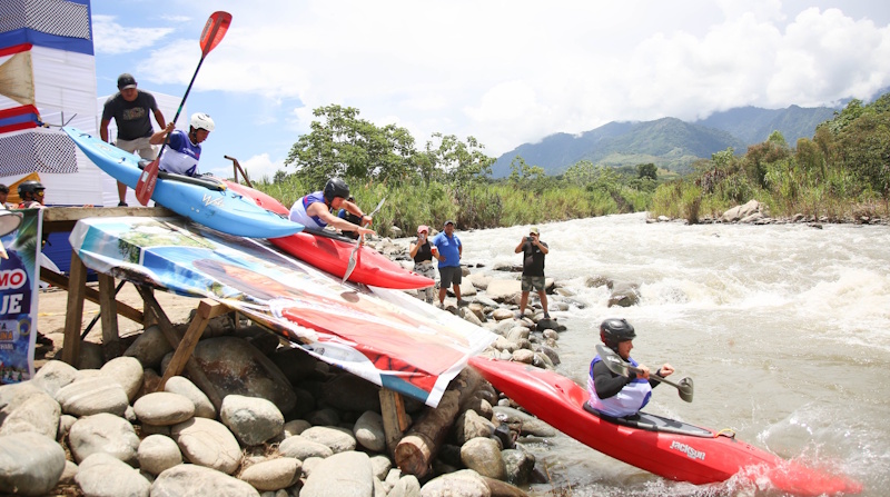 KAYAK CROSS DESCUBRE LA MODALIDAD MÁS TREPIDANTE