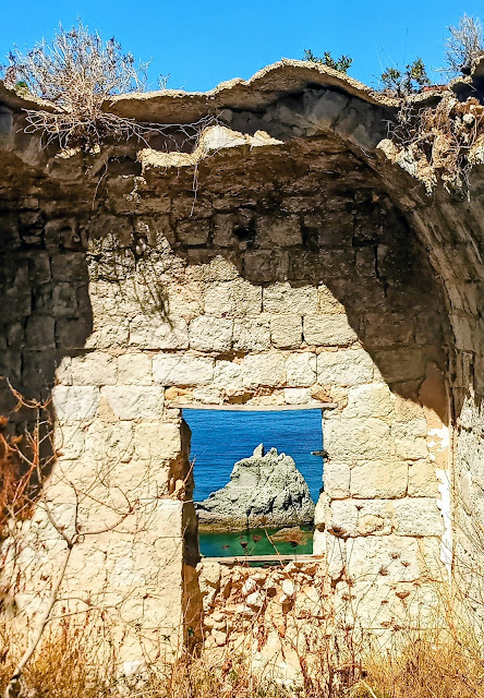 Il sostegno dell’isola – diario scombinato di un’insegnante in trasferta a Ponza 💙 #2