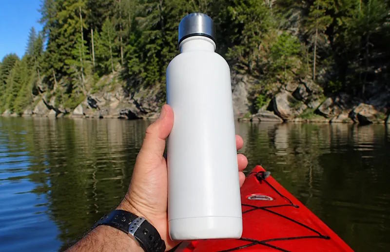 BOTELLA TÉRMICA PARA KAYAK: CÓMO LLEVAR AGUA FRÍA
